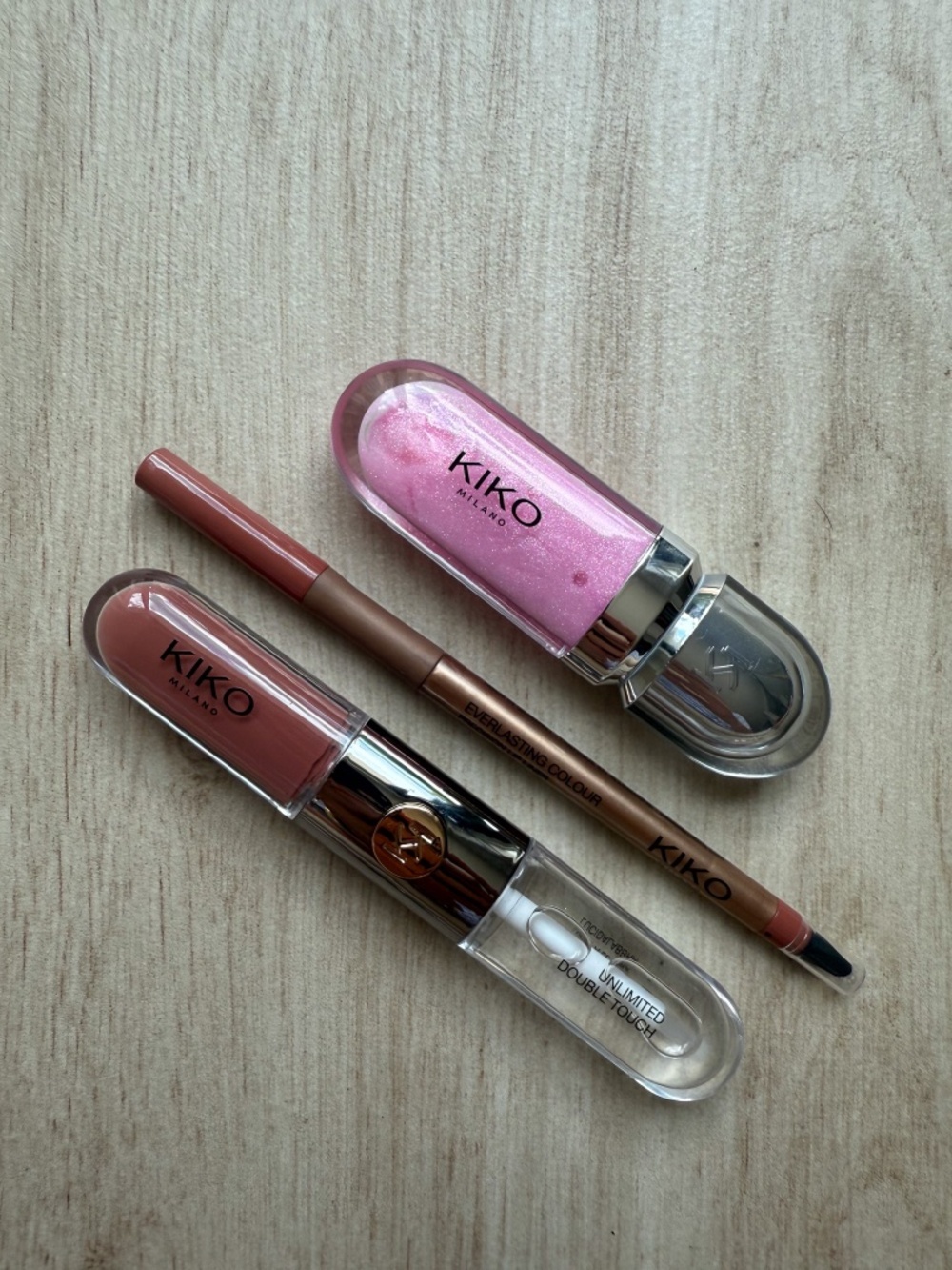 Kiko Lip liner + lipstick + lipgloss bundle